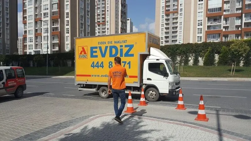 Foto Galeri 35 Evdiz İstanbul şehir içi nakliyat kamyonu